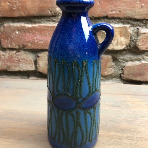 Blå vase fra Strehla Keramik ca 1970