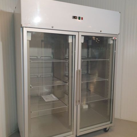 Kjøleskap 2 glassdører fra Turnor Impex AS