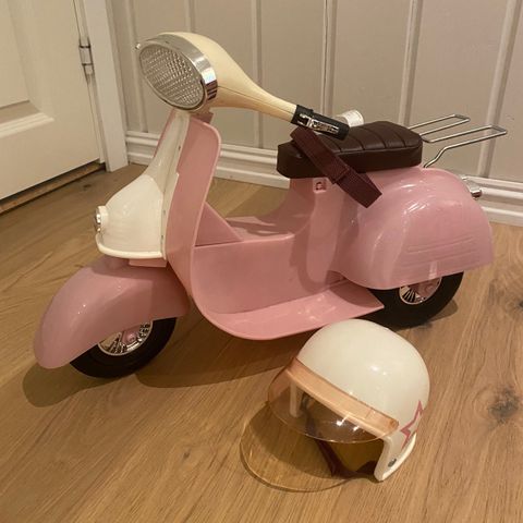 Baby born scooter med hjelm