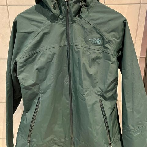The North Face jakke i sjøgrønn farge i str XL til salgs.