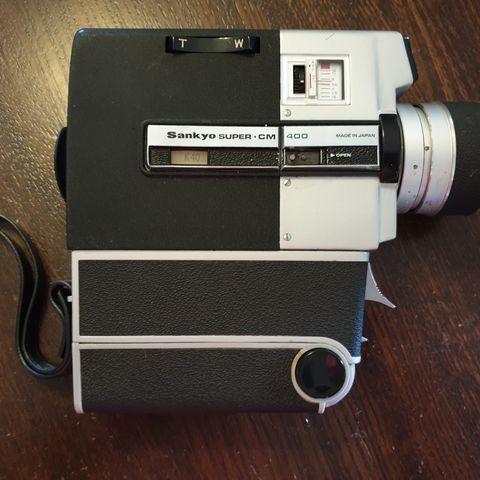 Sankyo Super 8 CM 400