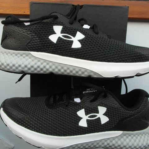 Nye Under Armour Charged Rogue3 joggesko hallsko Str 44,5