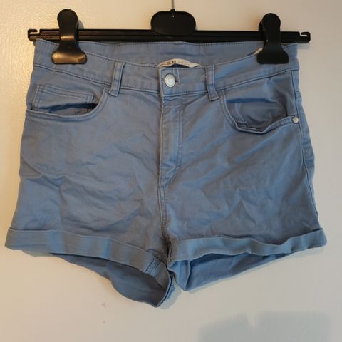 Shorts str 12-14 år