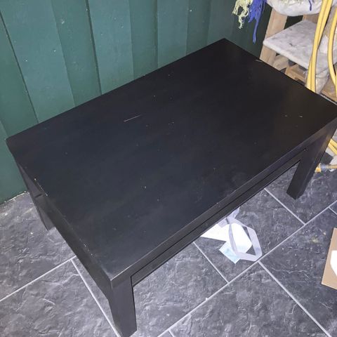 Ikea bord i svart