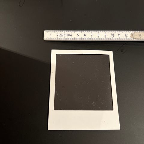 Polaroid-ramme med magnet bakpå