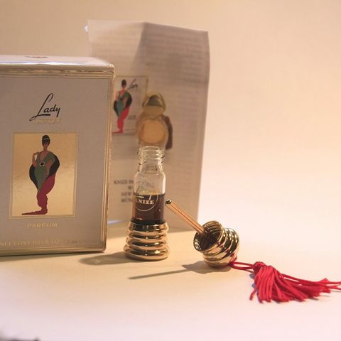 LADY fra Knize.  4,5 ml. PARFUM.  Parfyme, duft.