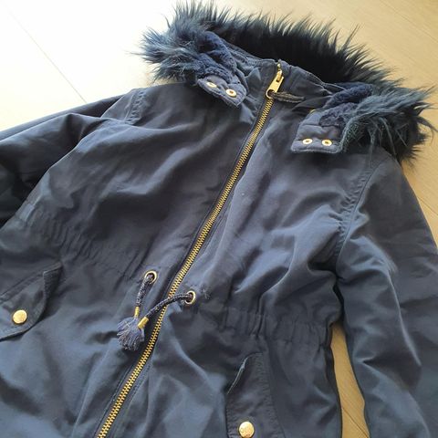 Pen parkas str. 116/122