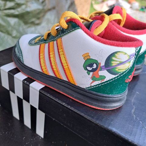 Adidas shooting star for toddler