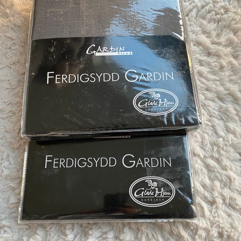 NY! Ferdigsydd gardin 2 stk