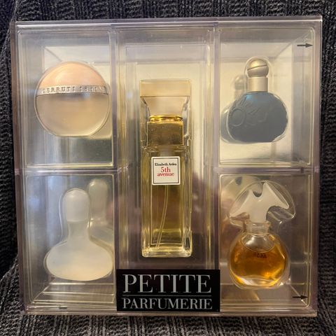 PETITE PARFUMERIE VINTAGE miniatyrsett med 5 parfymer til dame