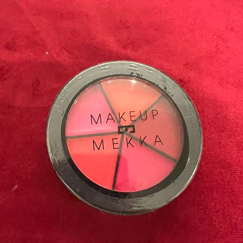 Ny MakeUp Mekka lipstick wheel