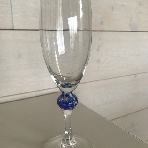 Luminarc “Blue Marble”, retro glass ønskes kjøpt