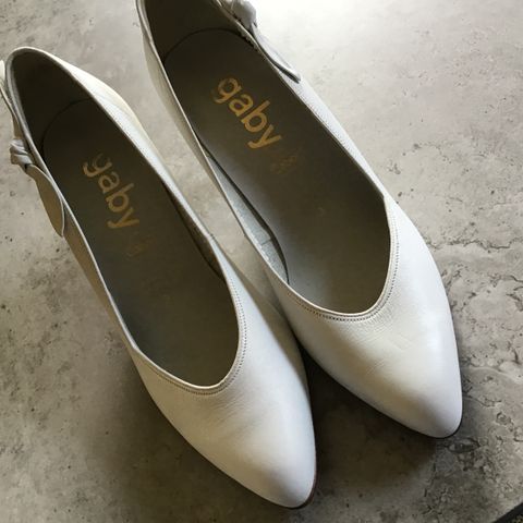 Vintage skinn pumps størrelse 3 (36) 💙 ( kan sendes )