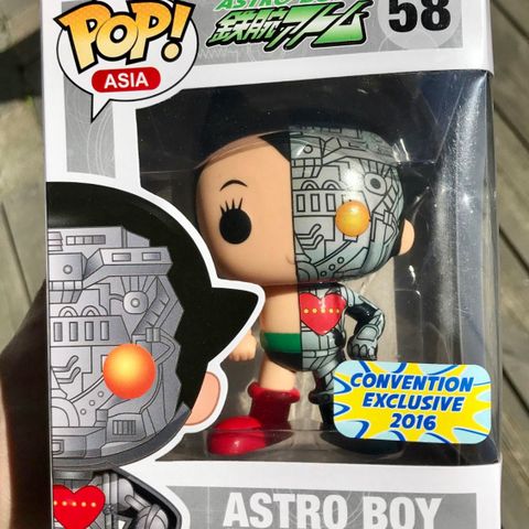 Funko Pop! Asia: Astro Boy (Half Robotic) (58) Excl. to ToyCon Asia