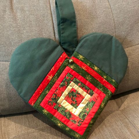 Hjemmelaget julepynt - patchwork-hjertekurv ❤️🎄