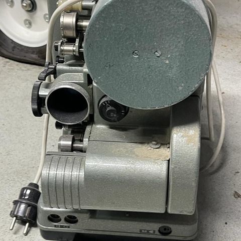 SIEMENS 2000 16mm Projector