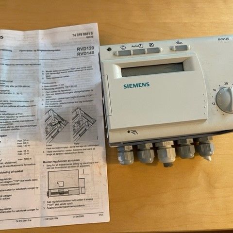 Regulator for fjernvarme Siemens RVD120