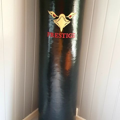 Carbon profesjonell boksesekk 150x45cm ~ 49kg Prestige – maskin fylt med kjede