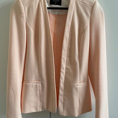 Blazer str 36