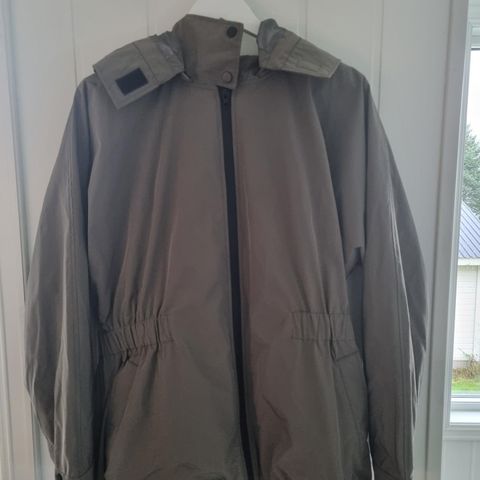 Helt ny Riccovero drizzle jacket str. 42