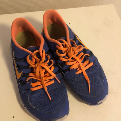 Nike sport sko str 37,5