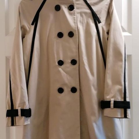 V Collection Trenchcoat
