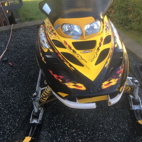 Ski Doo ZX, MXZ og Summit