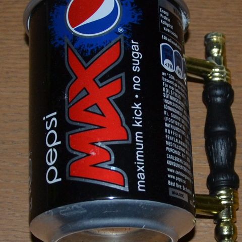 Artig Pepsi Max Kopp. Kun 100Kr. Nå. :-)