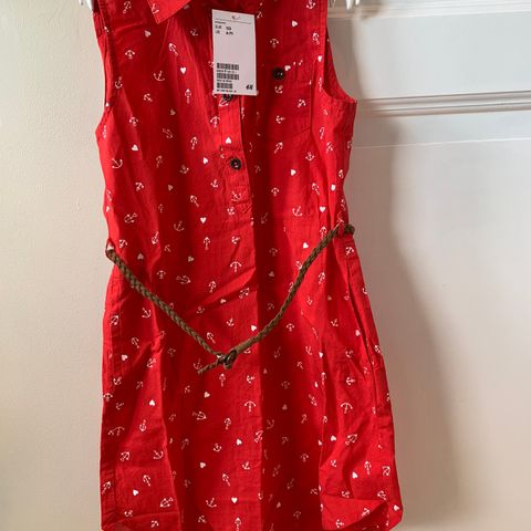 Ny rød jente summer kjole