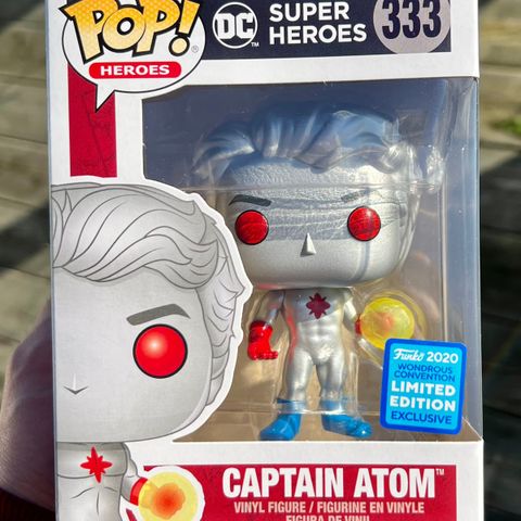 Funko Pop! Captain Atom | DC Comics (333) Excl. to WonderCon