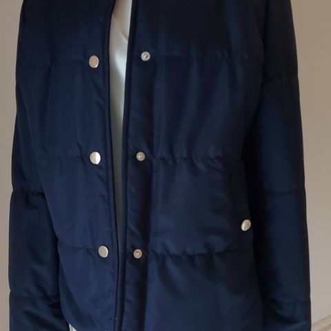 Marineblå jakke