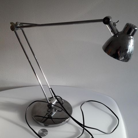 bordslampe nydelig