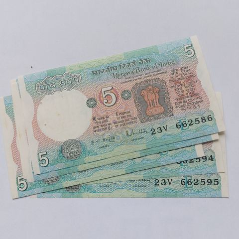 India 5 Rupees 10 stk. UNC 1975