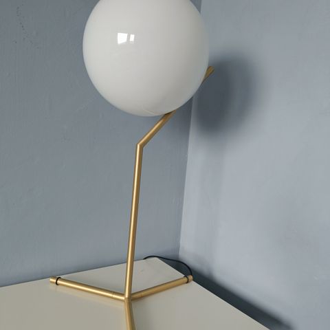 FLOS IC T1 High bordlampe i messing