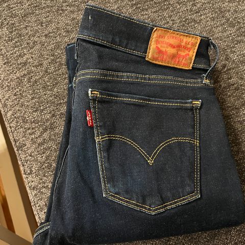 Levi’s jeans 710 superskinny str 28 olabukse