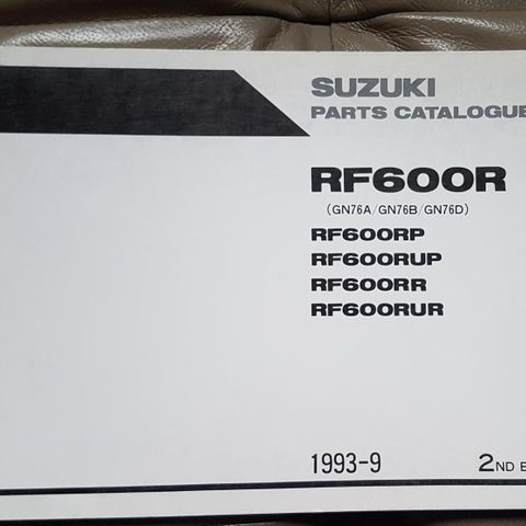 Suzuki RF600 R delekatalog.