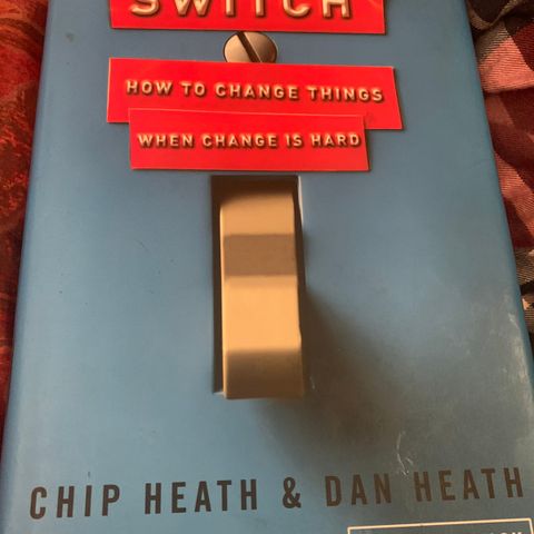 Switch av Chip og Dan Heath til salgs.