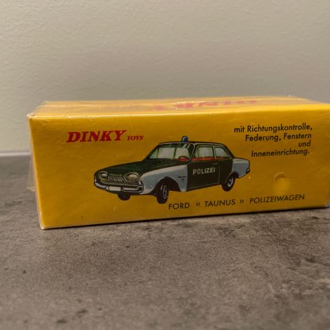 Dinky Toys Politibil 551