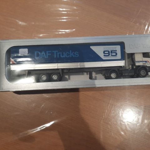 TEKNO DAF TRUCKS -1:50-I ESKE