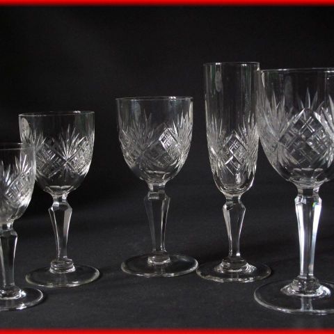 Hadeland glass Viol fra 1902-1962