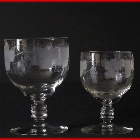 Hadeland glass Røyne med vinløv 1940-1965.