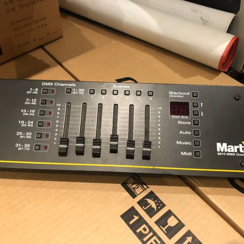 Martin 2518 DMX kontroller