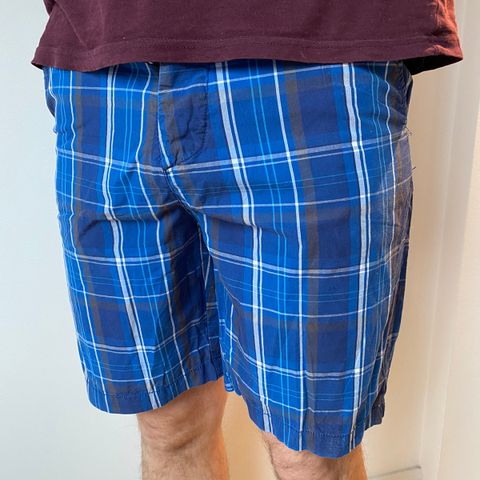 Blått rutete shorts valient