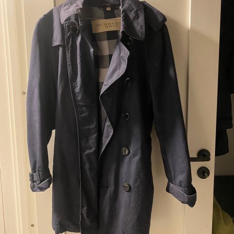 Burbarry Trench Coat