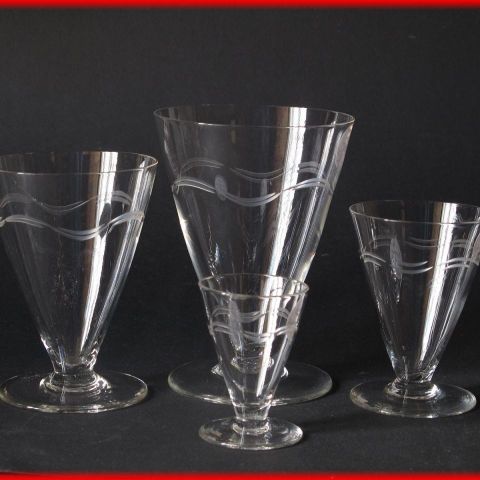 Hadeland glass Undis fra 1935-1940.