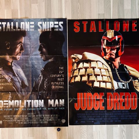2 Store Amerikanske Kinoplakater av Judge Dredd og Demolition Man