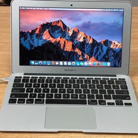 Apple MacBook Air A1466 13.3" Selges billig