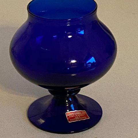 Randsfjord -  håndblåst nydelig blå skål/ vase.