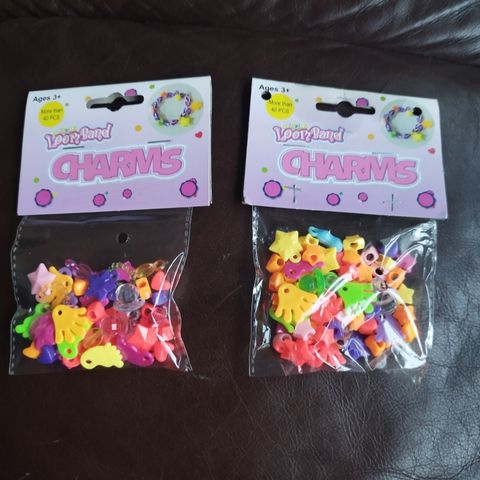 Charms og anheng til Loom band