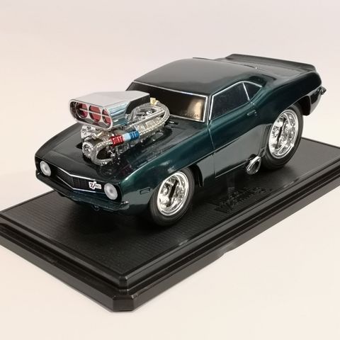 Muscle Machines 1/18 1969 Chevrolet Camaro Z/28 Coupé (ENESTE i denne fargen!)